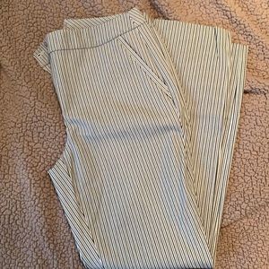 Chico’s Striped Dress Pant sz 0.5R